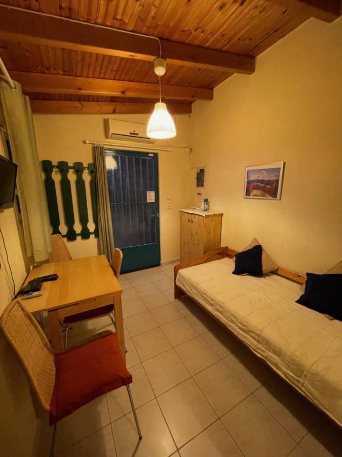 Maria'S Haus In Artemida Διαμέρισμα Εξωτερικό φωτογραφία
